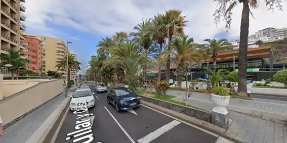 Außenansicht von Wohnung zum Verkauf in Puerto de la Cruz mit Möbliert, Ofen und Fernseher