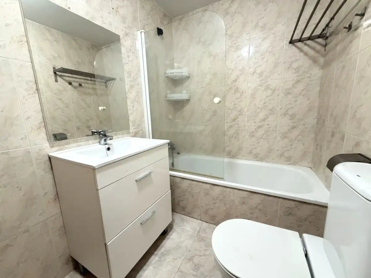 Bathroom of Detached homes for sale in Alcalá de Henares