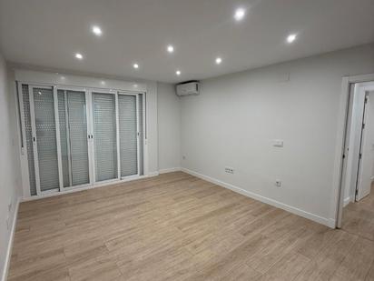 Flat for sale in  Córdoba Capital  with Air Conditioner and Balcony
