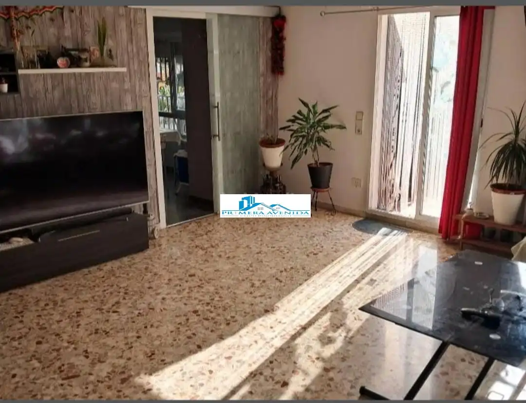 Sala d'estar de Pis en venda en Catarroja amb Moblat, Forn i Balcó