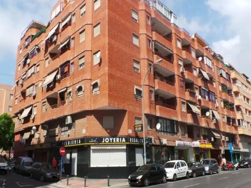Pis amb ascensor en venda a Avenida Novelda, imagen 5