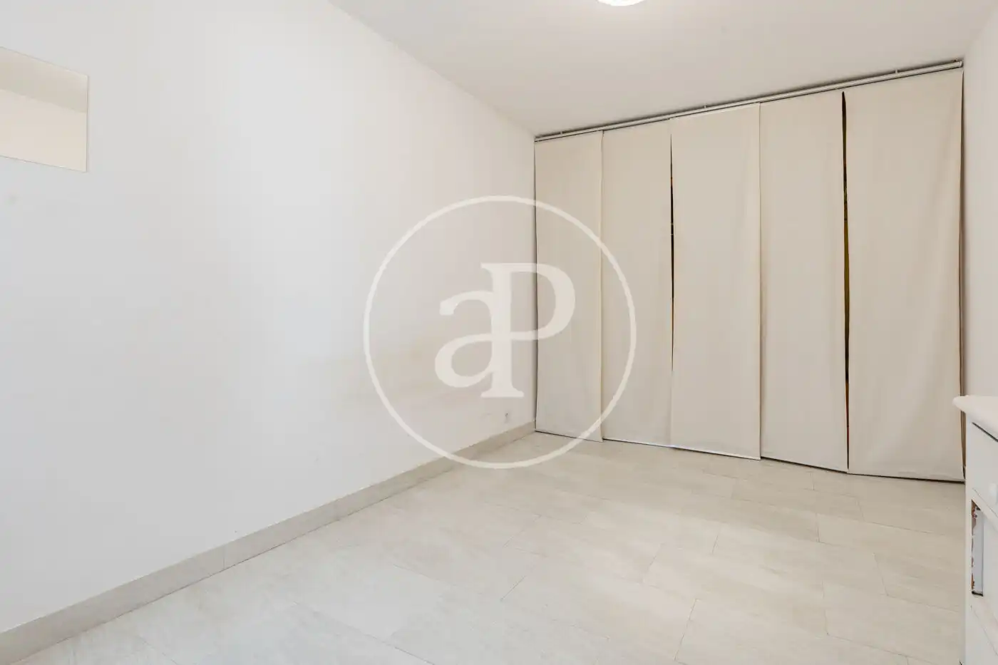 Schlafzimmer von Wohnung zum Verkauf in Madrid mit Heizung und Abstellraum