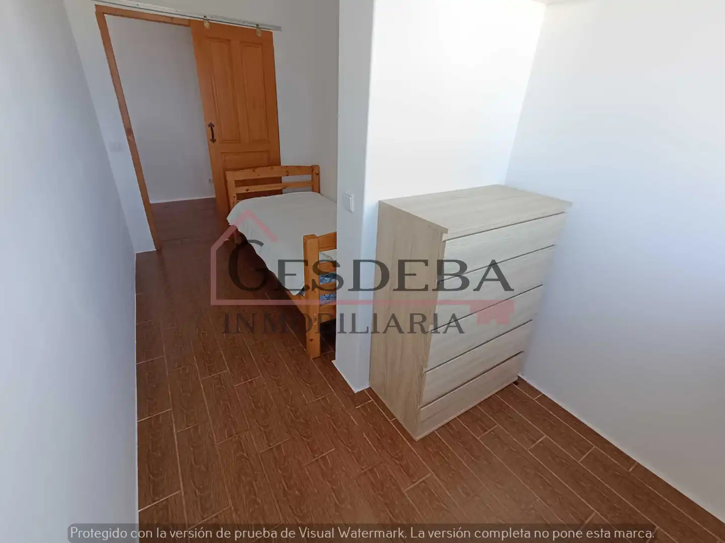 Casa adosada en venta en Calle los Claveles, Longuera - Toscal