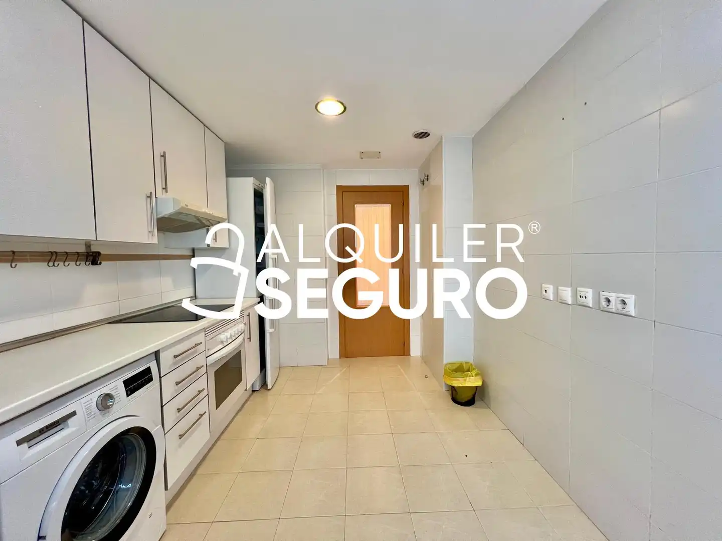 Cuina de Àtic de lloguer en Colmenar Viejo amb Aire condicionat, Calefacció i Terrassa