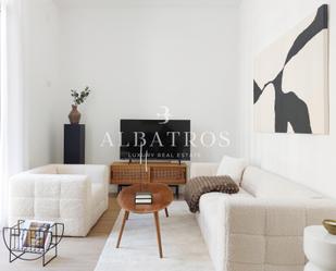 Sala d'estar de Apartament de lloguer en  Barcelona Capital amb Aire condicionat, Calefacció i Terrassa