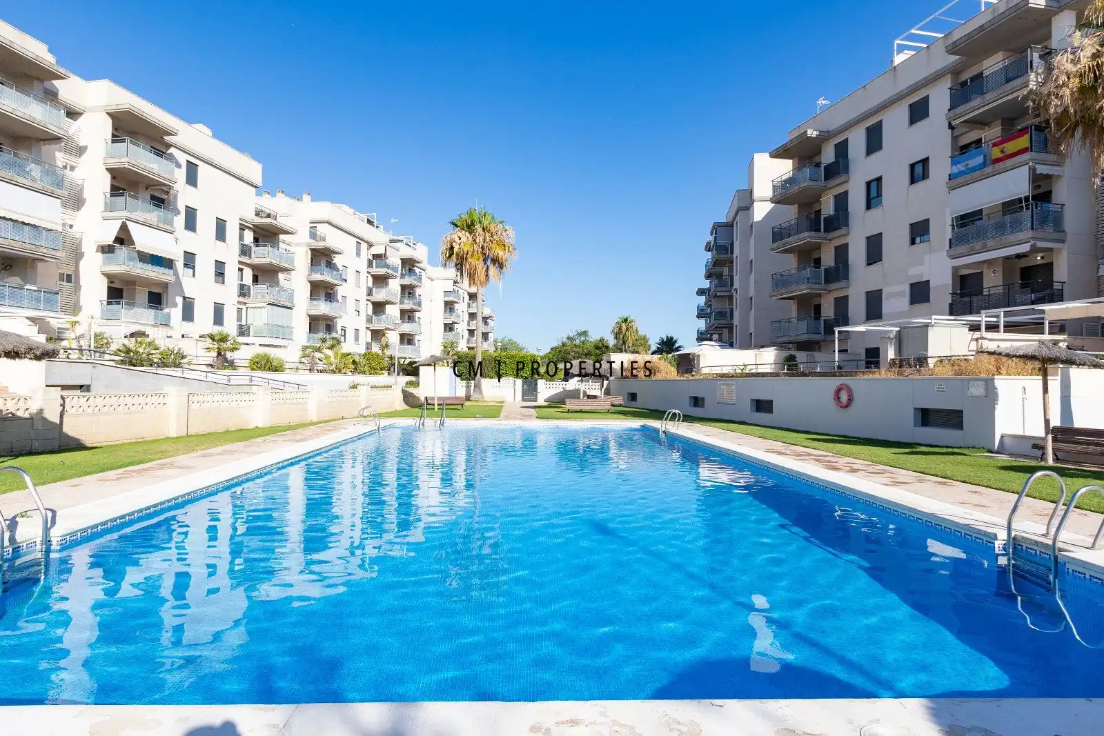 Schwimmbecken von Dachboden zur Miete in Canet d'En Berenguer mit Klimaanlage, Heizung und Terrasse