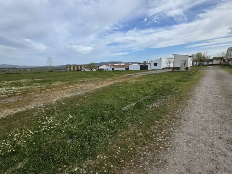 Terreni e lotti in vendita a Carcaboso, imagen 3