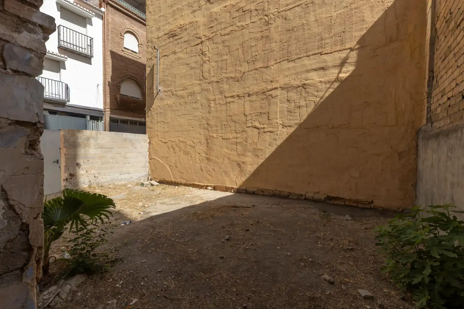 Außenansicht von Residential zum Verkauf in Granada