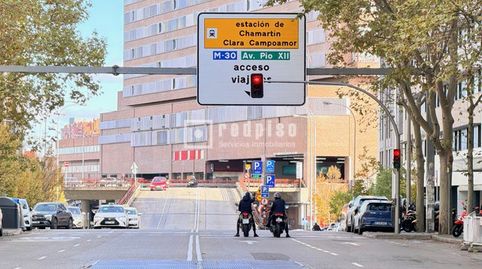 Foto 2 de Piso en venta en De Agustín de Foxá, Castilla, Madrid Capital