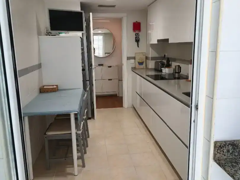 Cuina de Pis en venda en Mataró amb Aire condicionat i Piscina