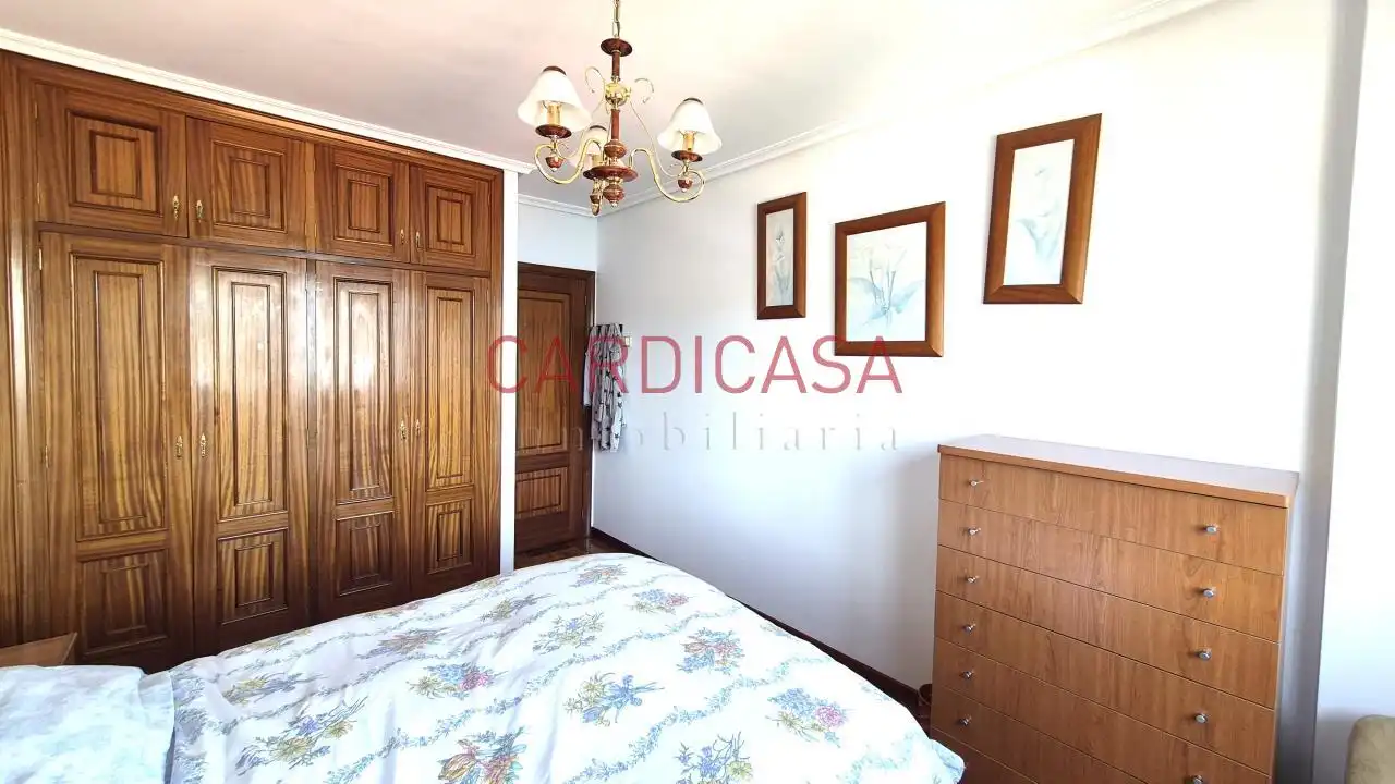 Bedroom of Flat for sale in Redondela  with Heating, Parquet flooring and Storage room