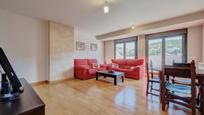 Living room of Flat for sale in Peralta / Azkoien  with Terrace and Balcony