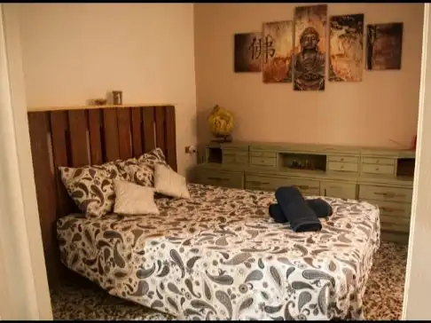 Habitación de Piso para compartir en Valencia con Aire acondicionado, Calefacción y Amueblado