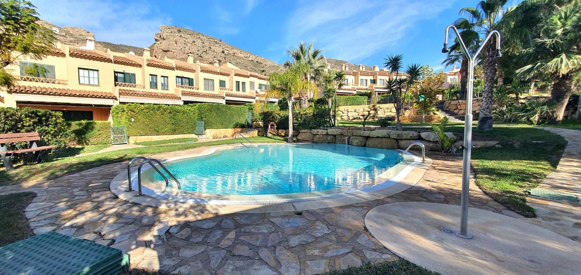 Garden of Single-family semi-detached for rent to own in Finestrat  with Air Conditioner, Heating and Private garden