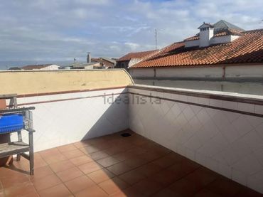 Attico con balcone in vendita a Casco Antiguo