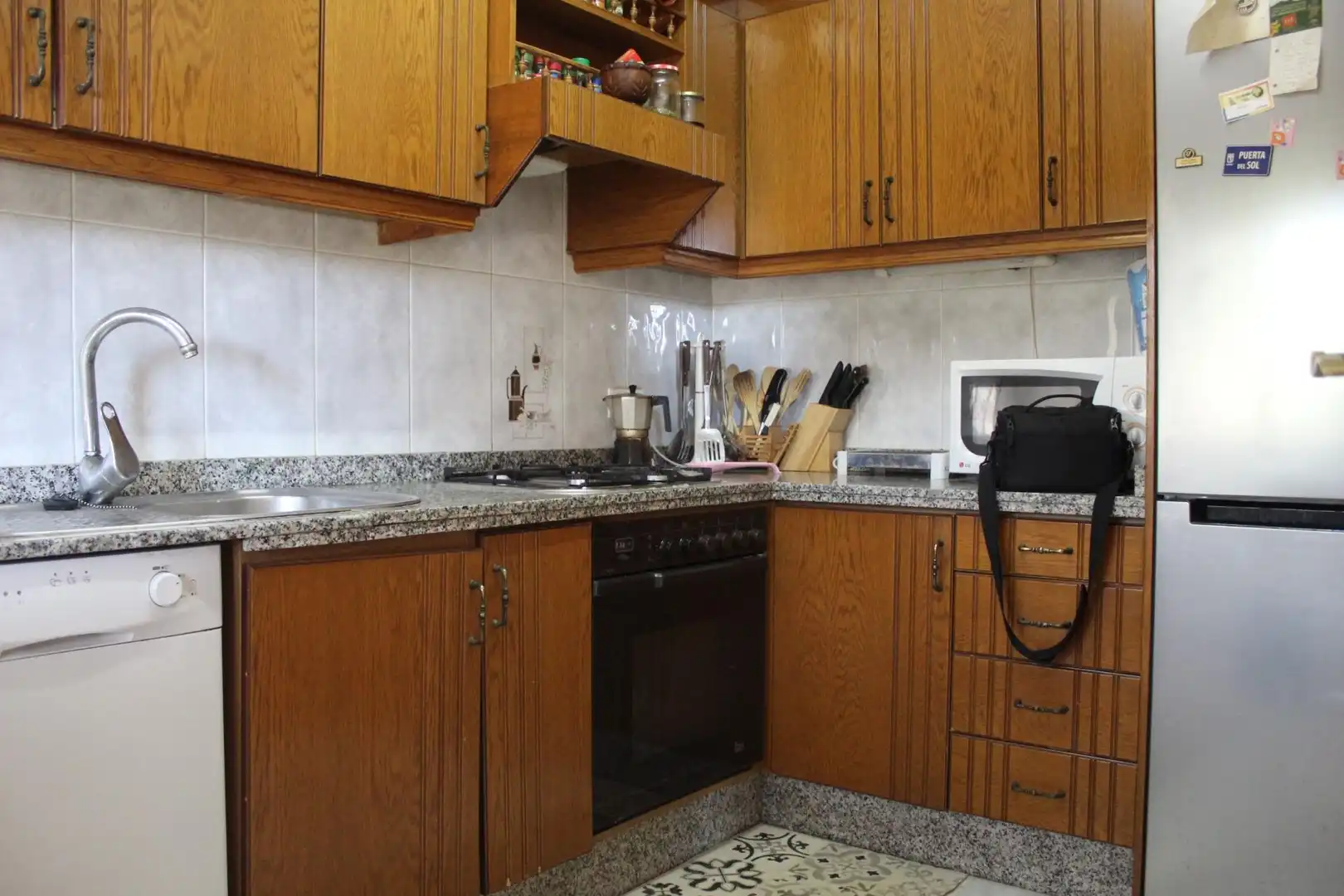 Cuina de Casa o xalet en venda en Córdoba amb Aire condicionat, Jardí privat i Terrassa