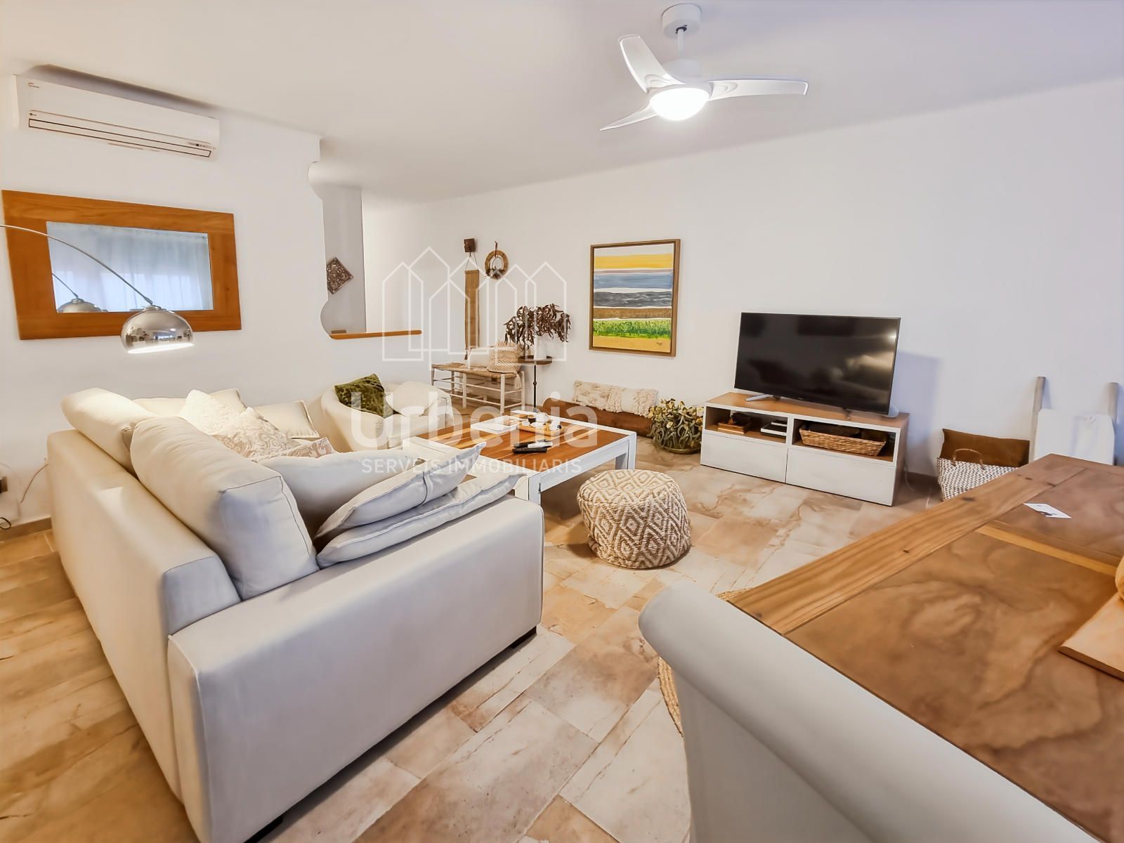 Sala d'estar de Pis en venda en Mataró amb Aire condicionat i Calefacció