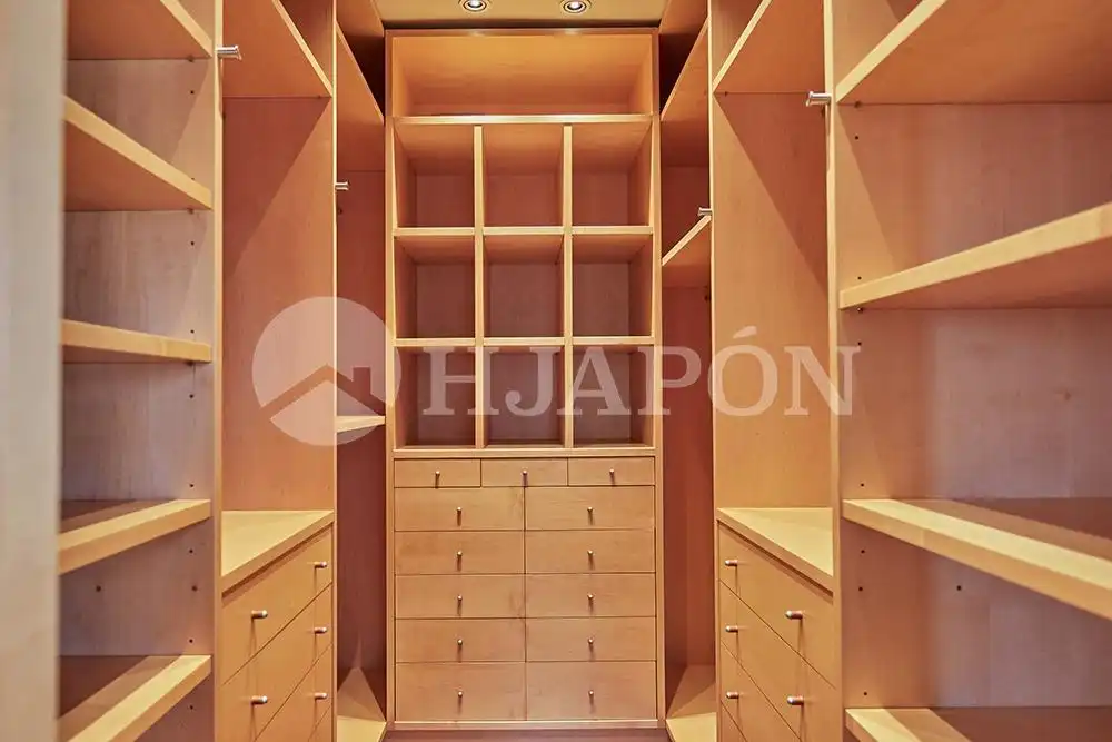 Habitación de Casa o chalet en venta en Alella con Aire acondicionado, Calefacción y Jardín privado