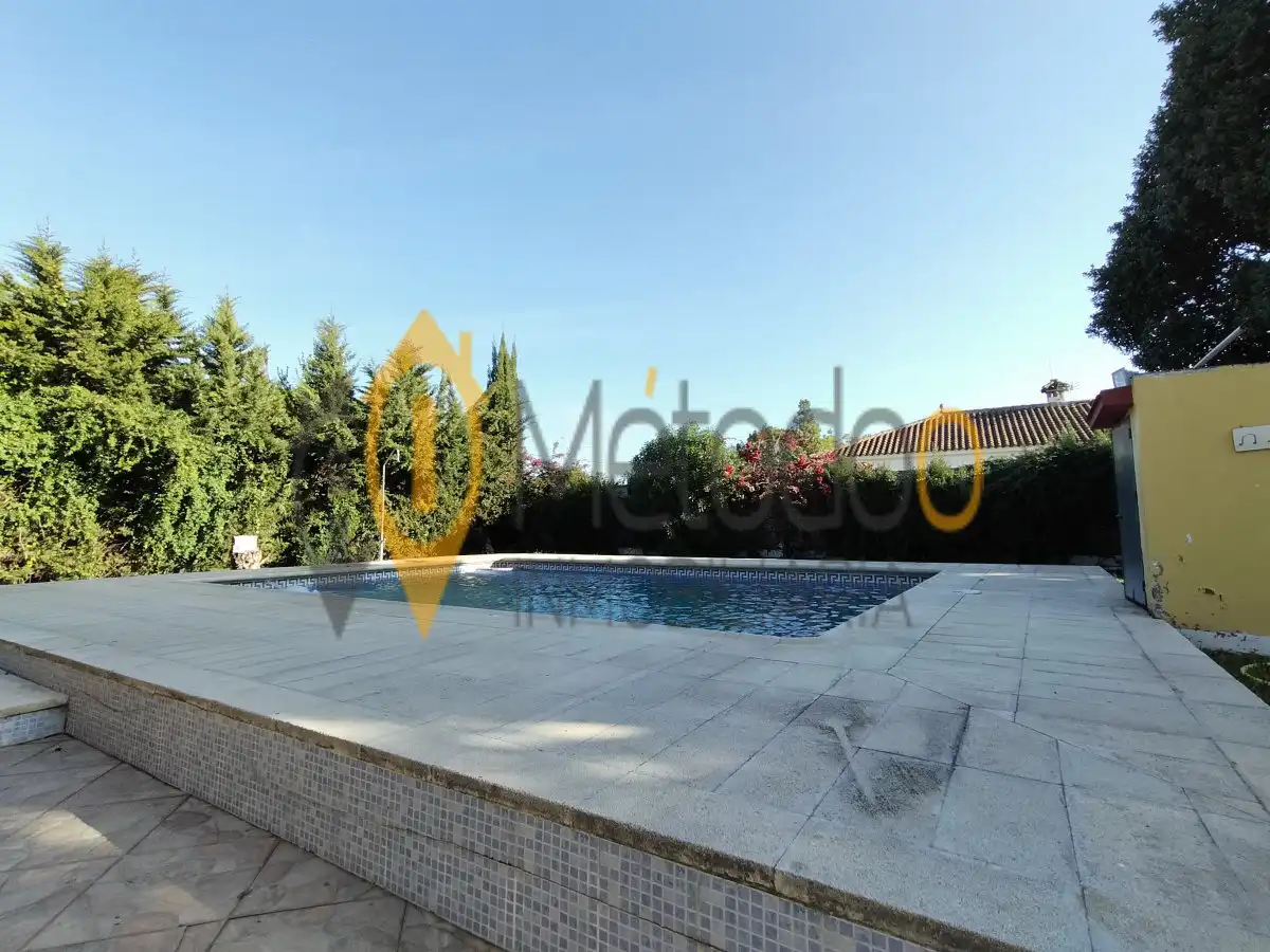 Casa o chalet en venta en Carmona, Carmona
