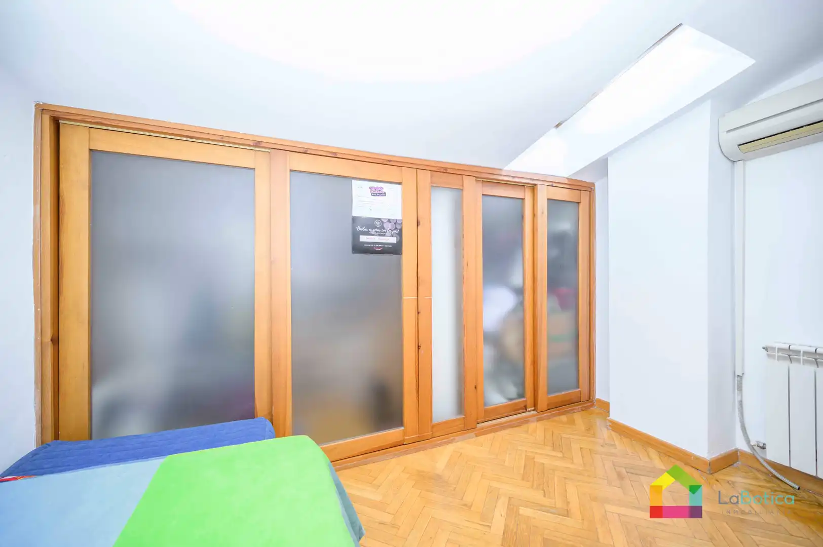 Bedroom of Flat for sale in Toledo  with Heating