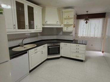 Appartamento con ascensore in vendita a Centro