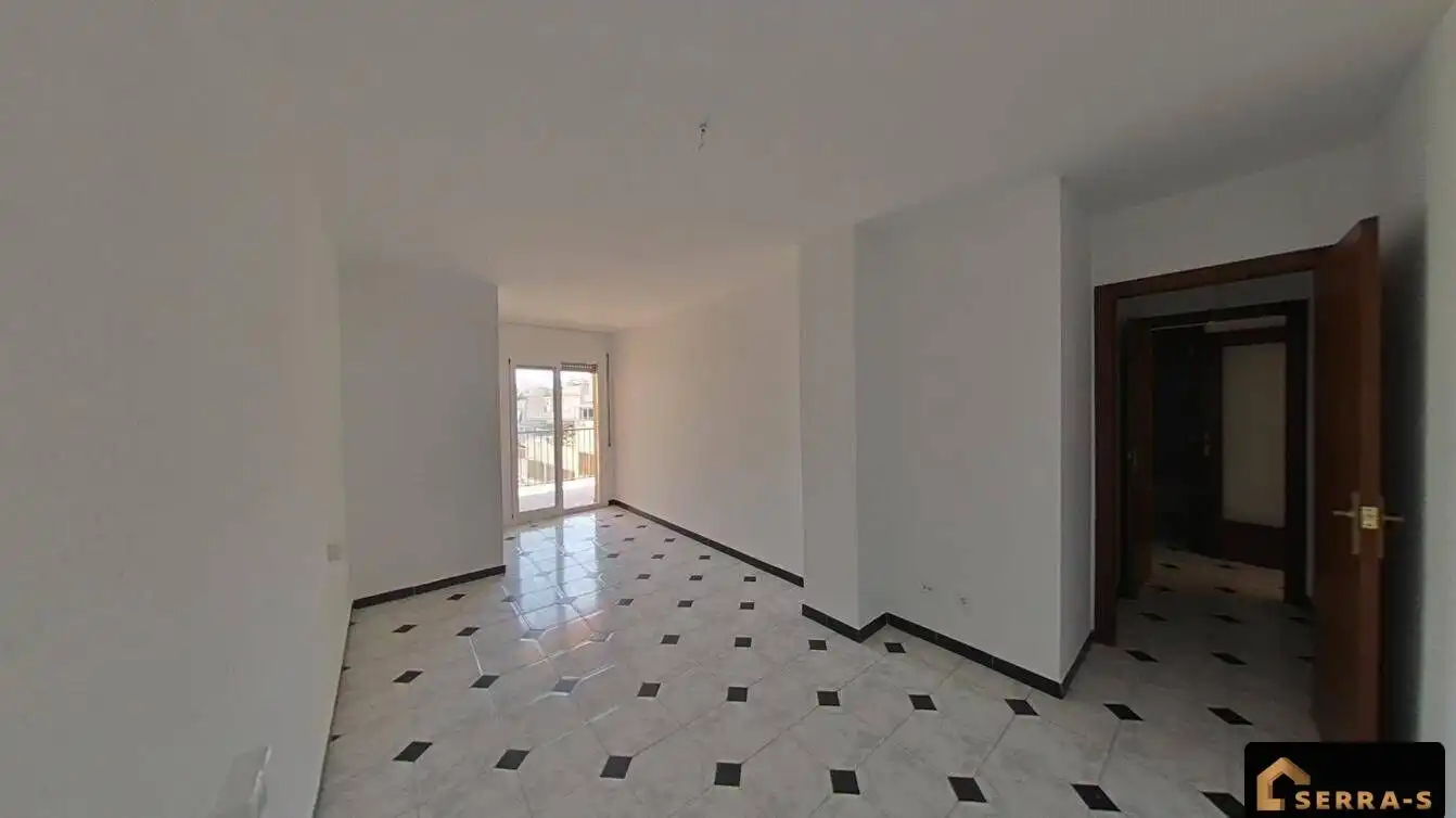Wohnung zum Verkauf in Mataró mit Balkon