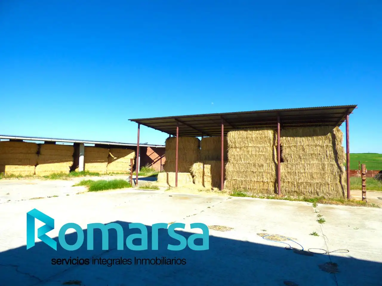 Industrial buildings for sale in Crespos, Ávila