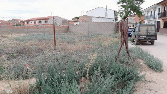 Terreno residencial en Venta en Calle mediodia en Castellar de Santiago