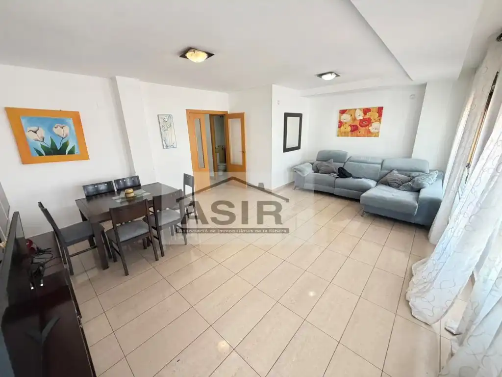 Sala d'estar de Pis en venda en Alzira amb Aire condicionat