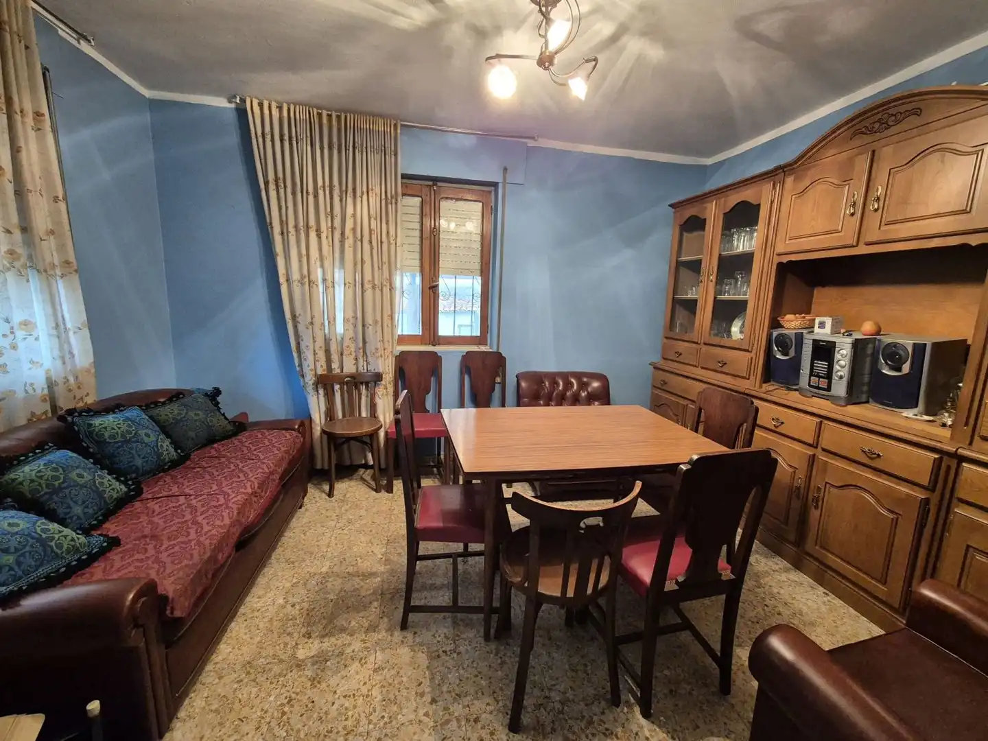 Casa con terraza en venta en Belmonte de Miranda, imagen 5
