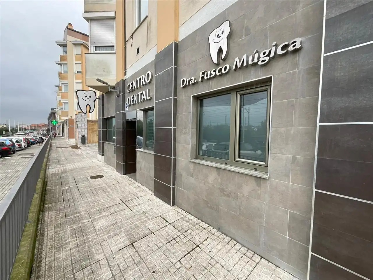 Commercial properties for sale in KRYSTAL PARC.PEÑA ROCIAS URB. BEZANA LAGO UAU-1 C/, Bezana - Prezanes