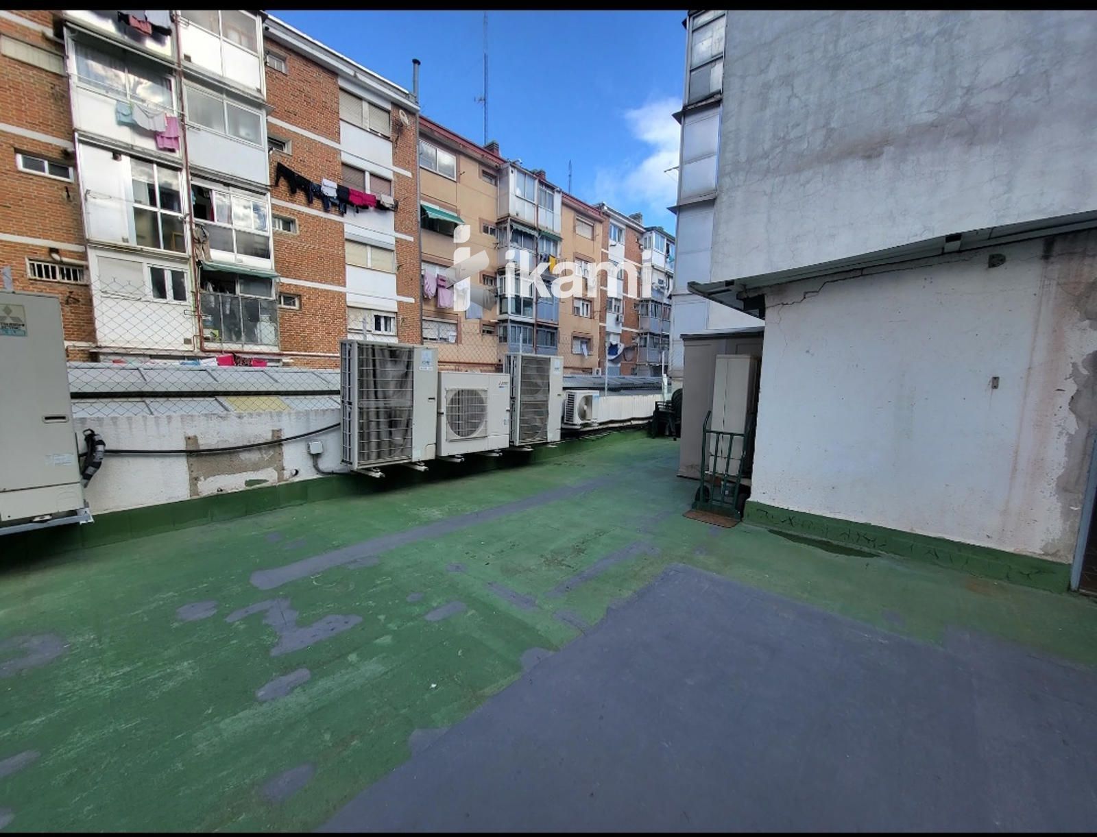 Vista exterior de Residencial en venda en  Madrid Capital