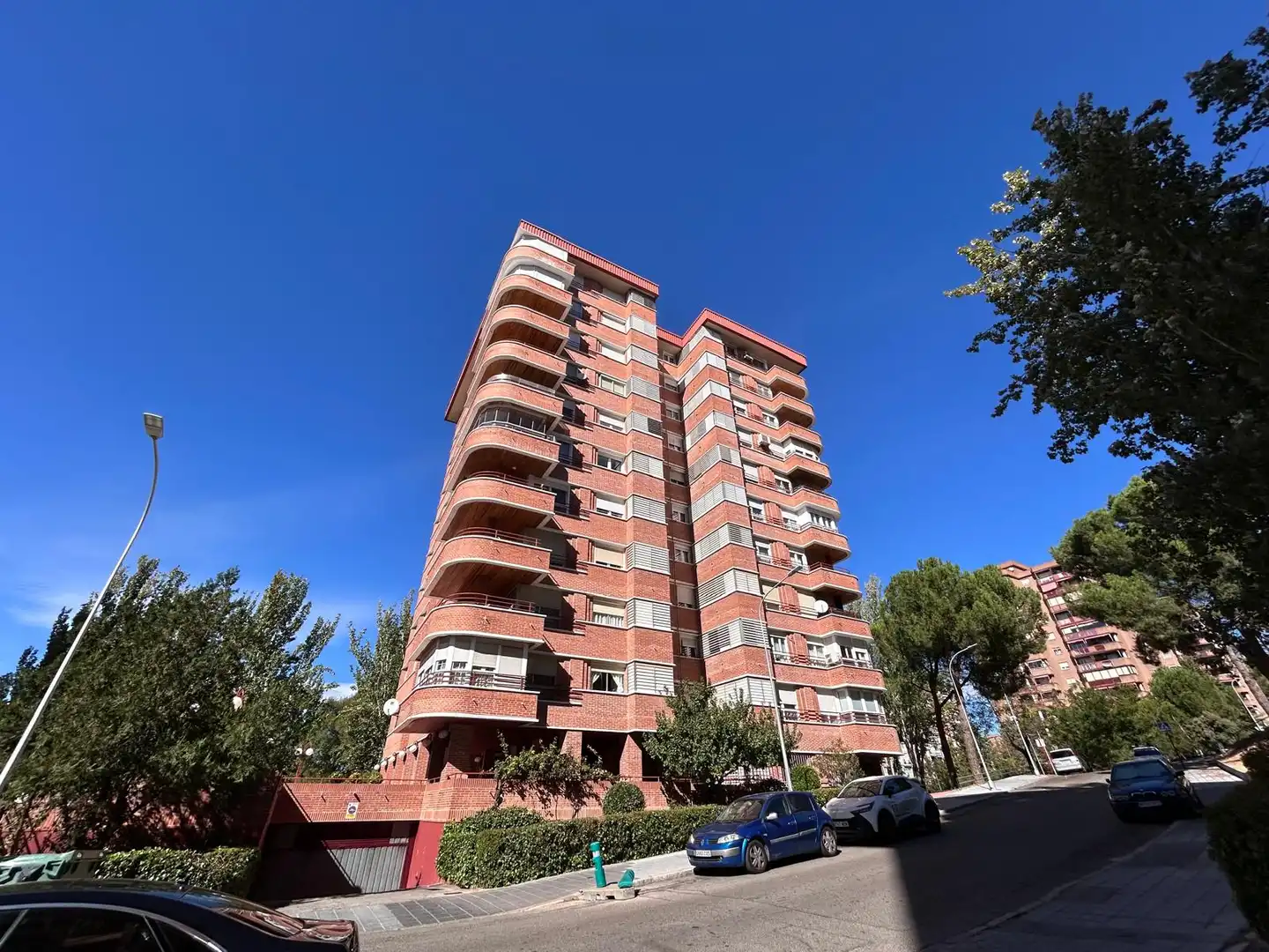 Vista exterior de Piso en venta en Guadalajara con Aire acondicionado, Parquet y Trastero