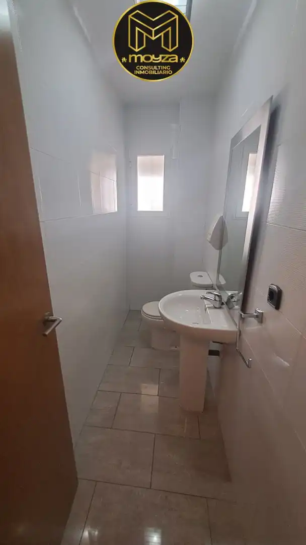 Bany de Casa o xalet en venda en Jaén amb Aire condicionat, Calefacció i Terrassa