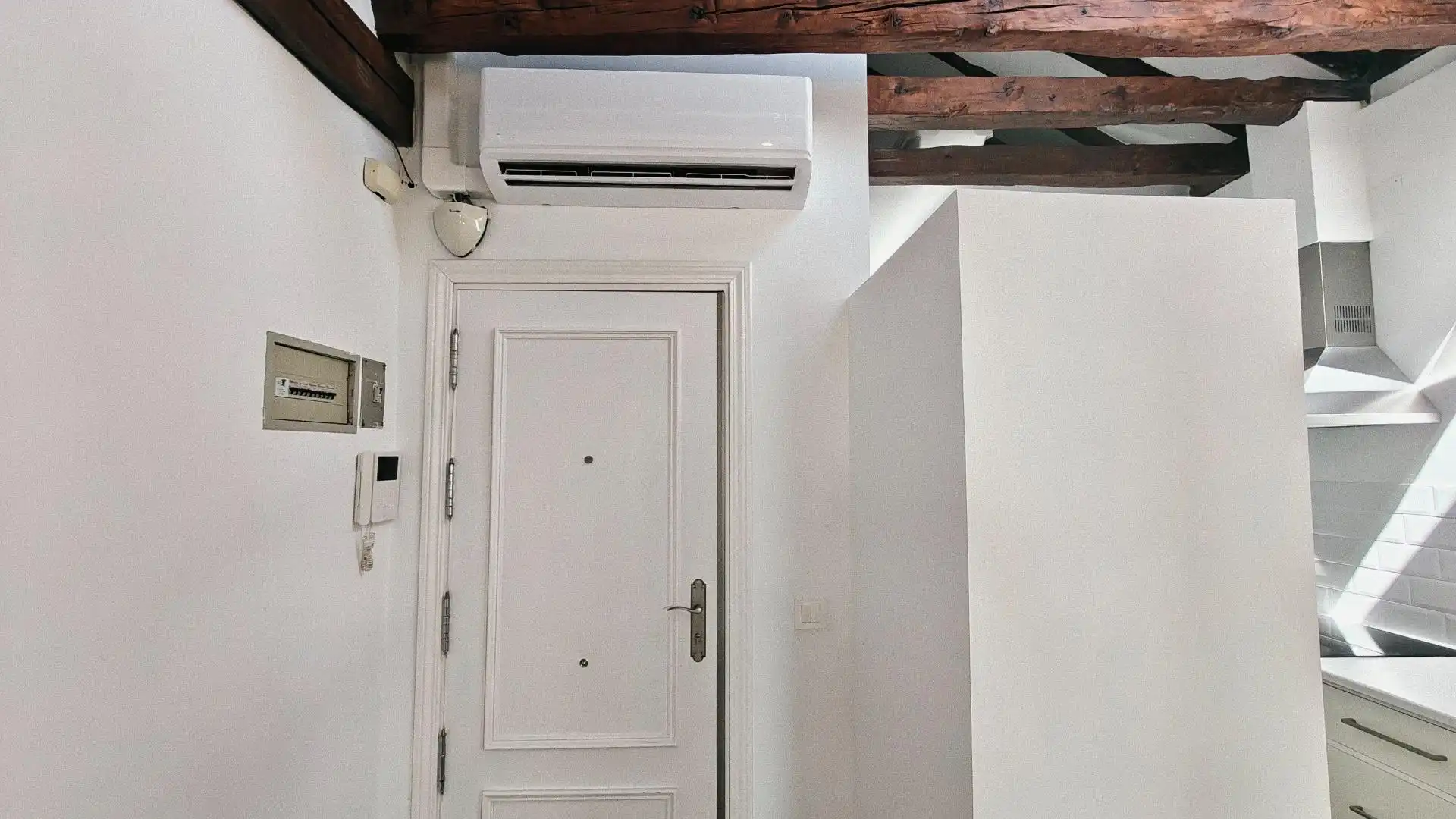 Study for rent in Madrid  with Heating