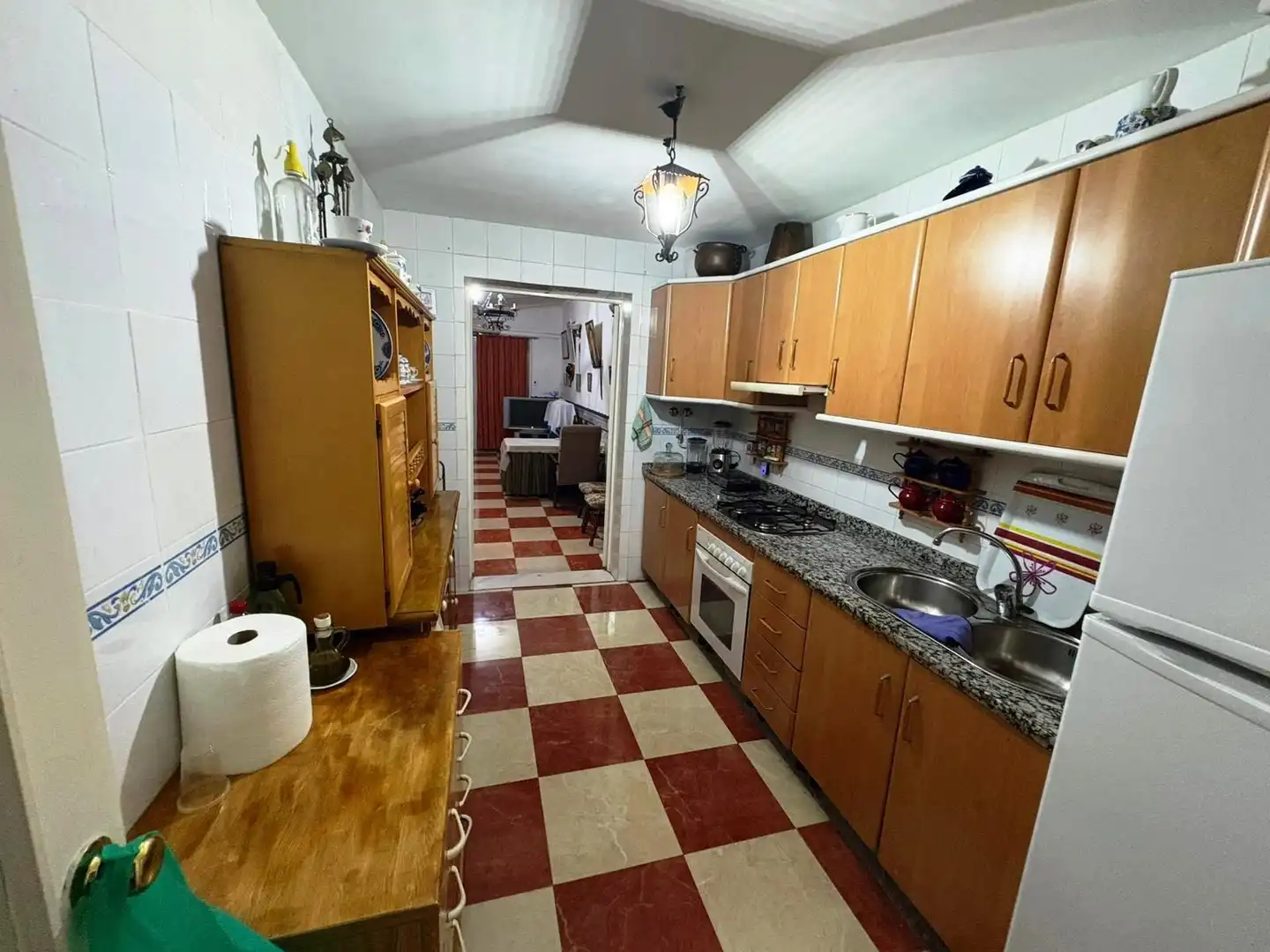 Cuina de Casa o xalet en venda en Benacazón amb Aire condicionat i Terrassa