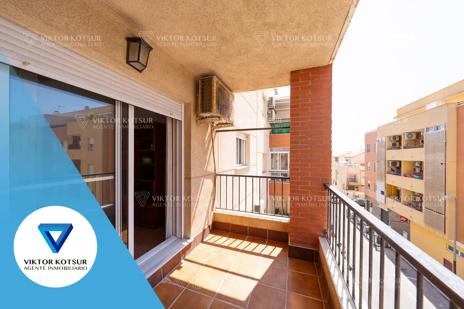 Terraza de Piso en venta en Roquetas de Mar con Aire acondicionado, Terraza y Amueblado