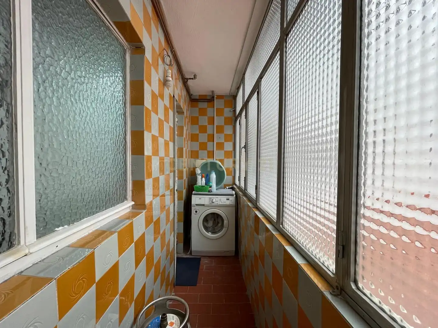 Terraza de Piso de alquiler en Granada con Lavadora, Microondas y TV