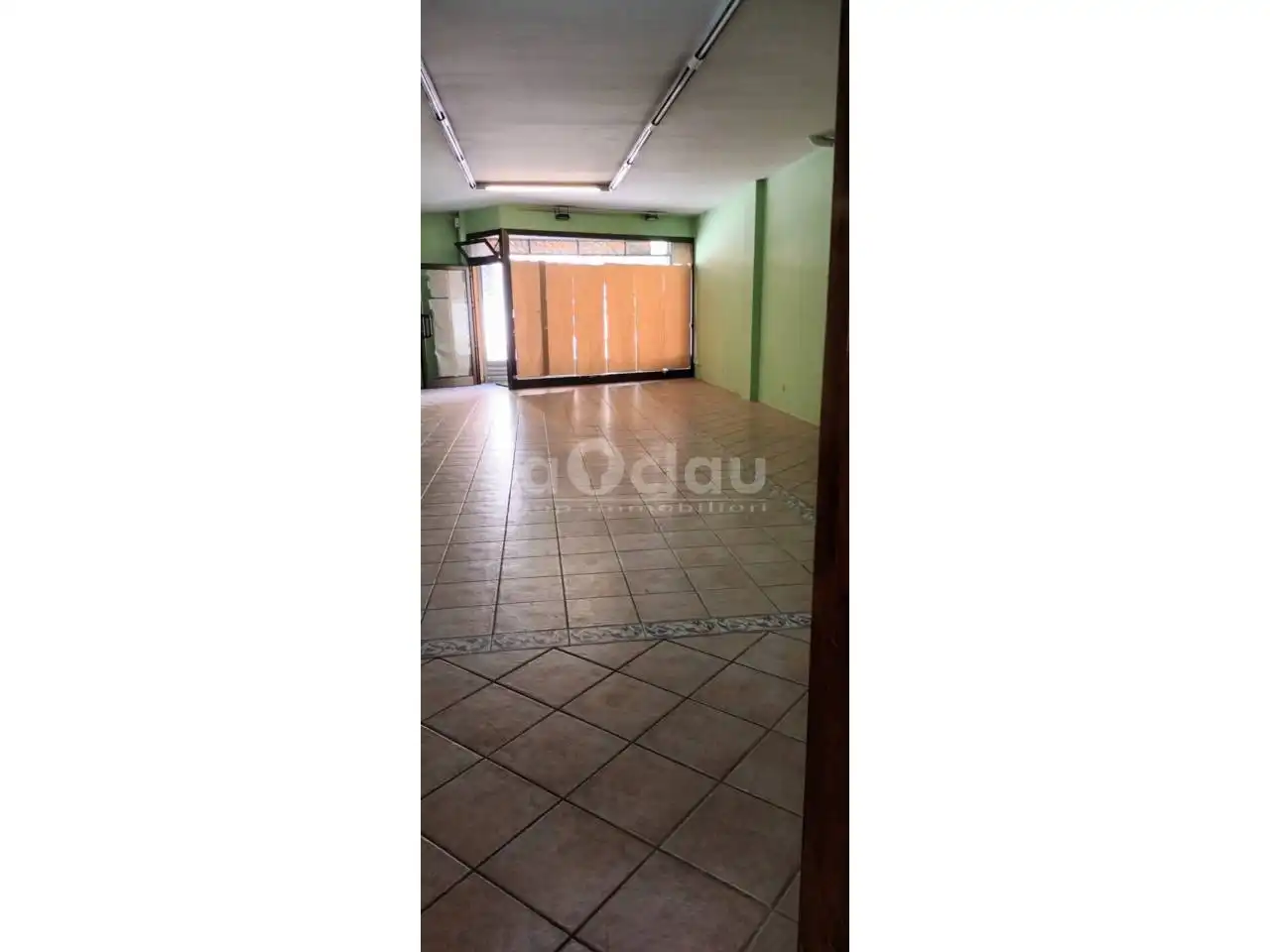 Local comercial en alquiler en Tona