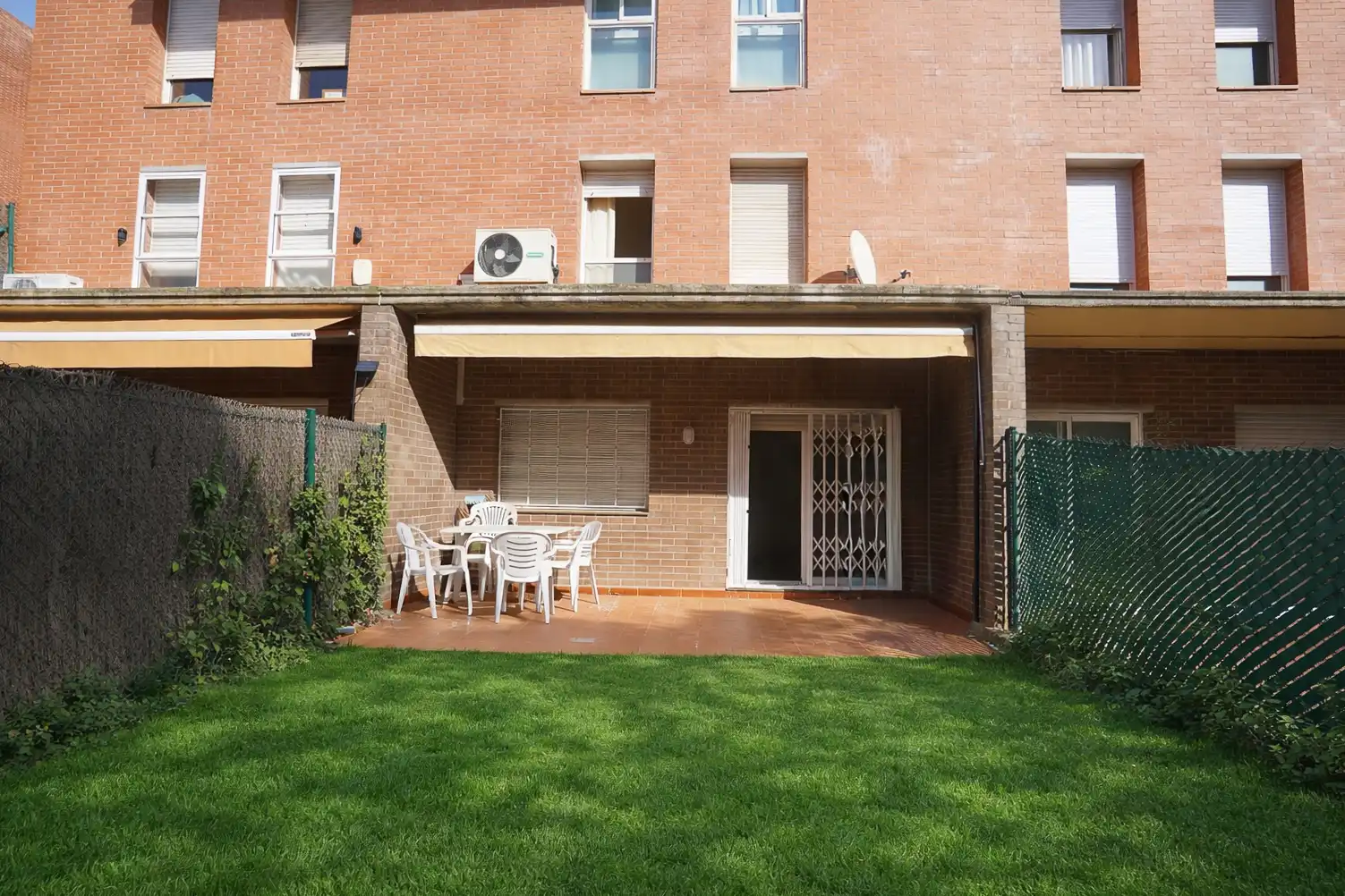Garten von Maisonette zum Verkauf in Reus mit Klimaanlage, Heizung und Privatgarten