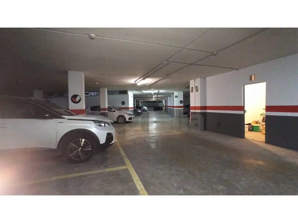 Parking de Apartamento en venta en Lloret de Mar con Calefacción y Piscina