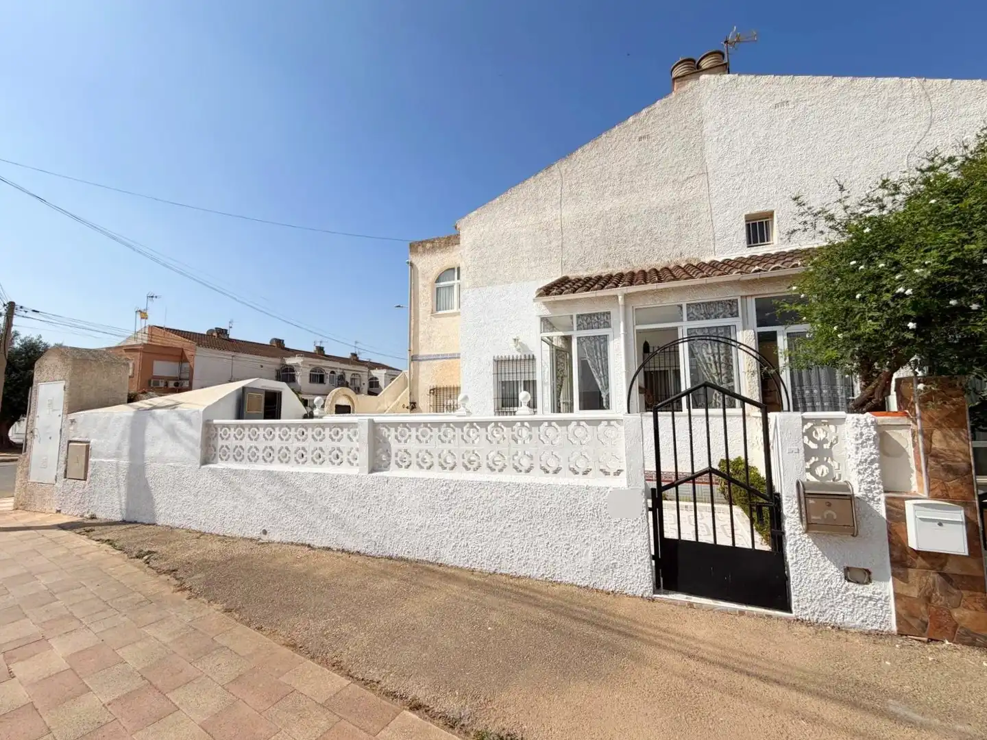 Vista exterior de Casa o xalet en venda en San Javier amb Jardí privat, Terrassa i Traster