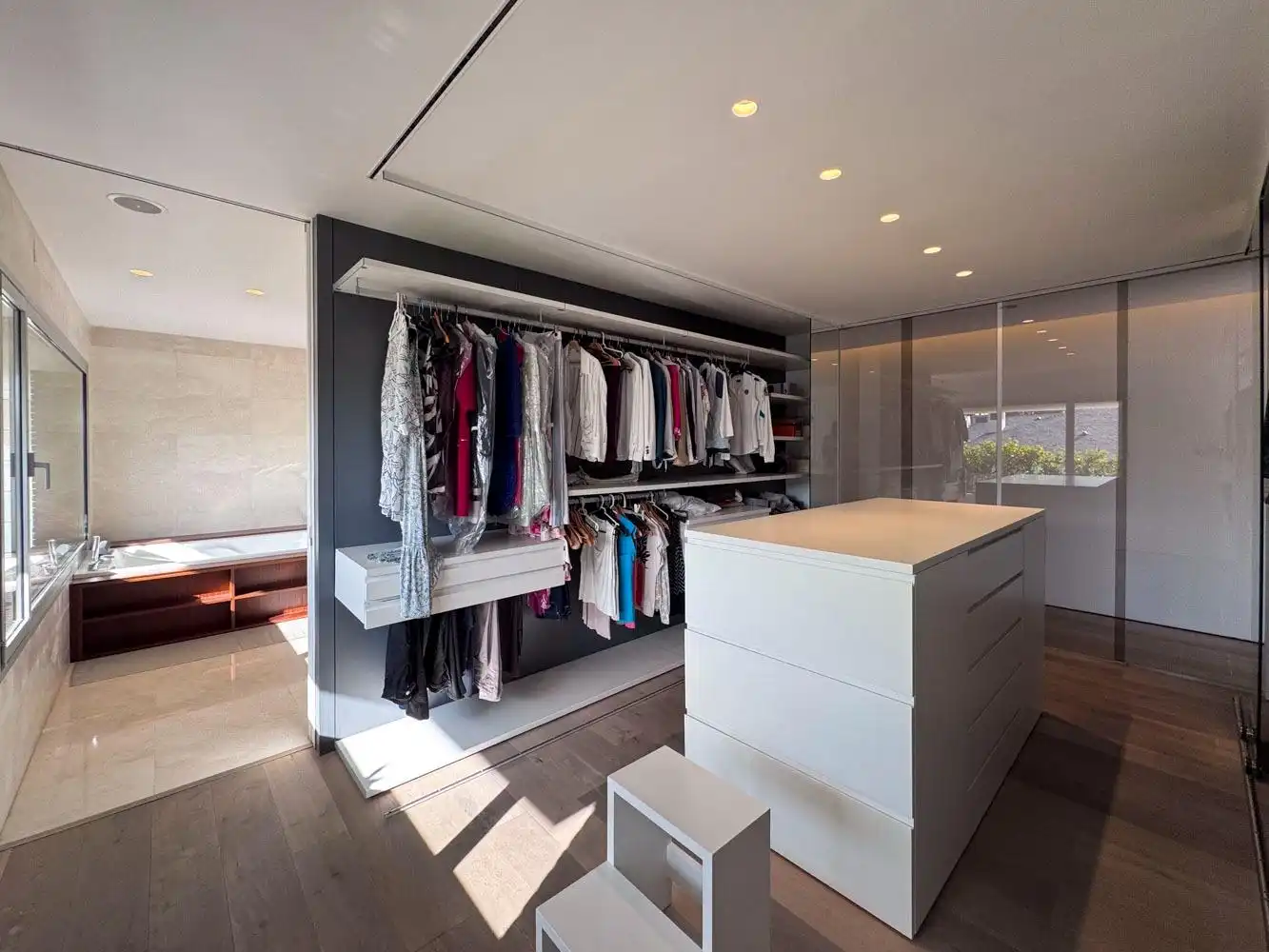 Houses for sale in Madrid  with Air Conditioner, Heating and Private garden