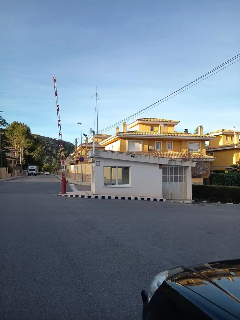 Vista exterior de Casa o chalet en venta en Petrer con Aire acondicionado y Balcón