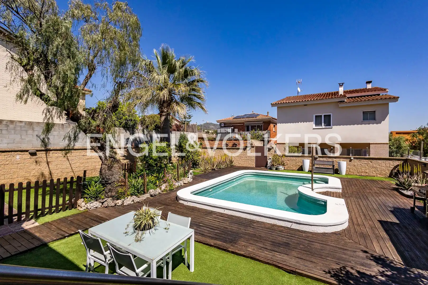 Piscina de Casa o chalet en venta en Viladecans con Calefacción, Jardín privado y Terraza