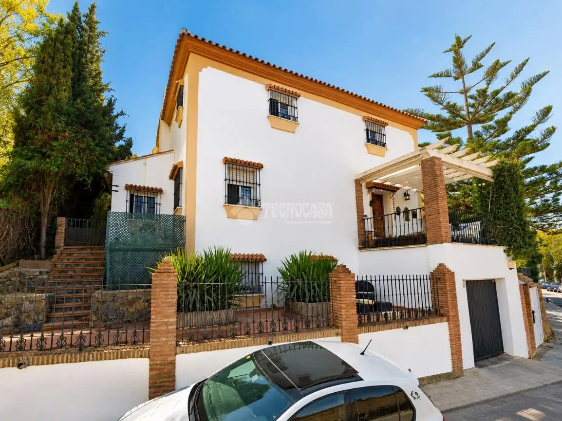 Casa o xalet en venda a Manantiales - Lagar - Cortijo
