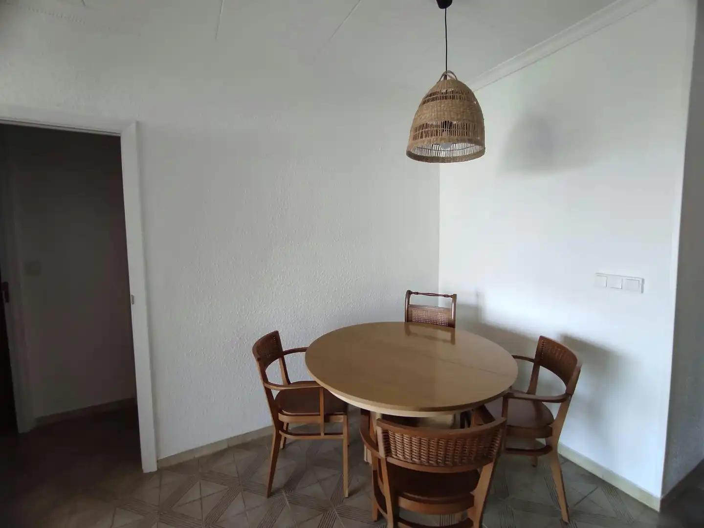 Comedor de Piso para compartir en Barcelona