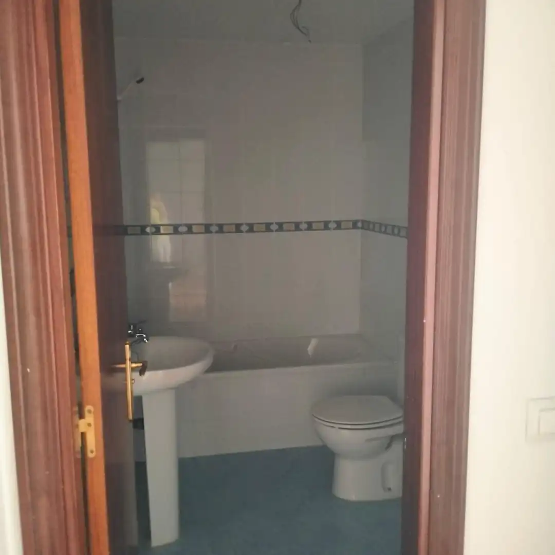 Bathroom of Flat for sale in Jimena de la Frontera