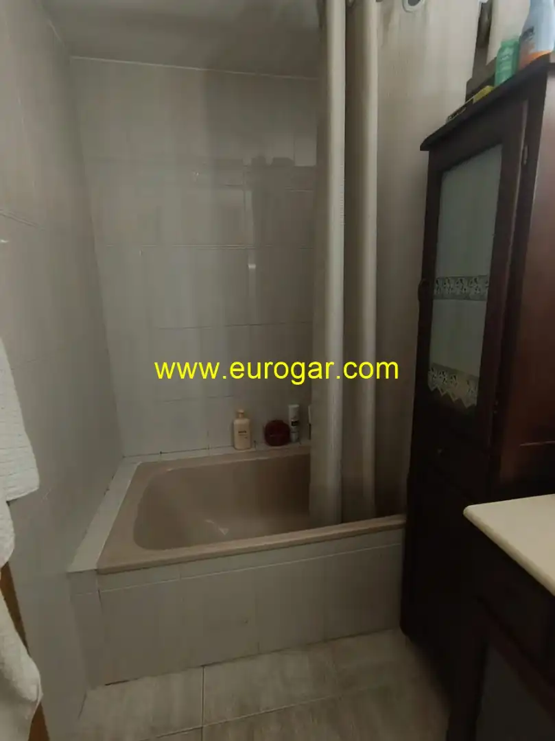 Bathroom of Duplexes for sale in Cheste, Valencia