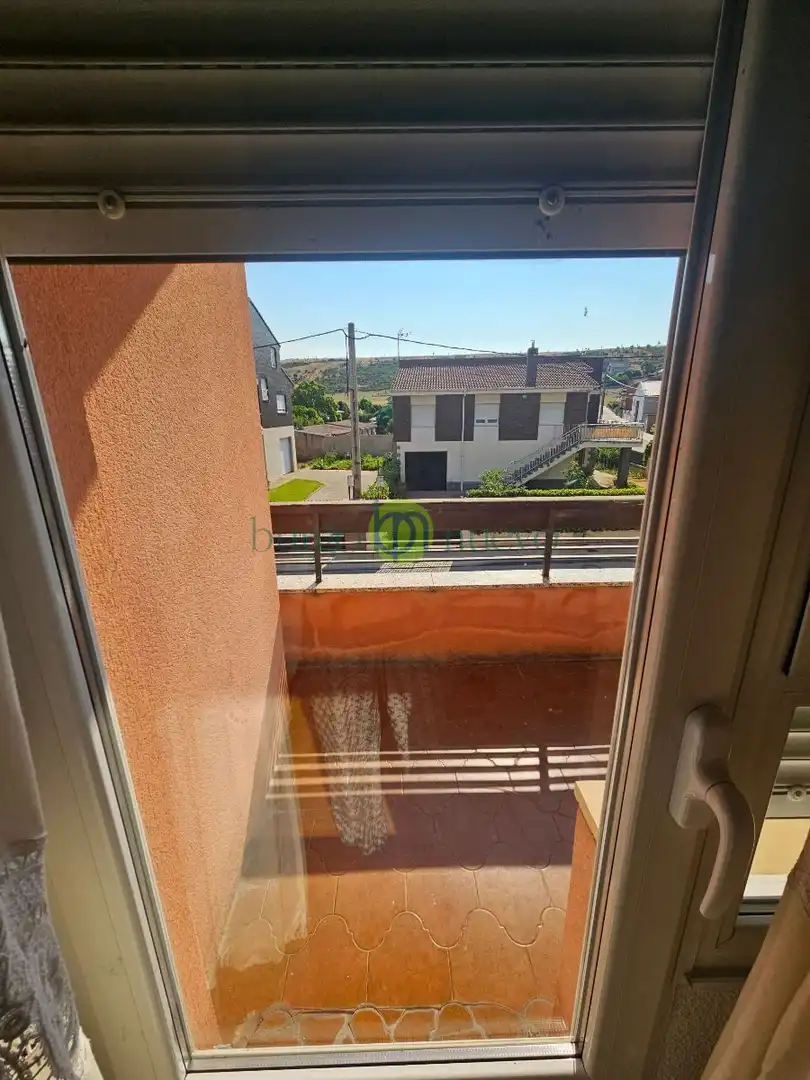 Terrassa de Casa o xalet en venda en Sariegos amb Calefacció, Terrassa i Balcó